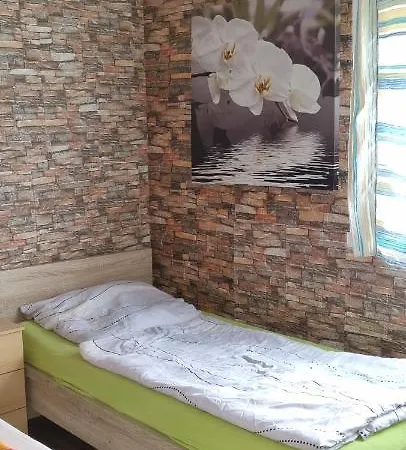 Haus Am Malesfelsen Guest house