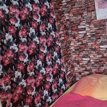 Haus Am Malesfelsen Guest house *